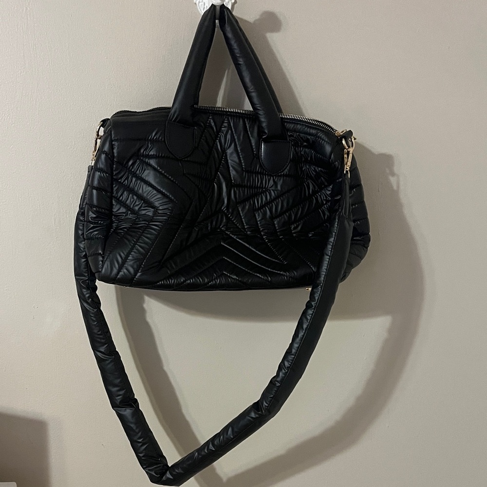 Star Black Quilted Puffer Satchel